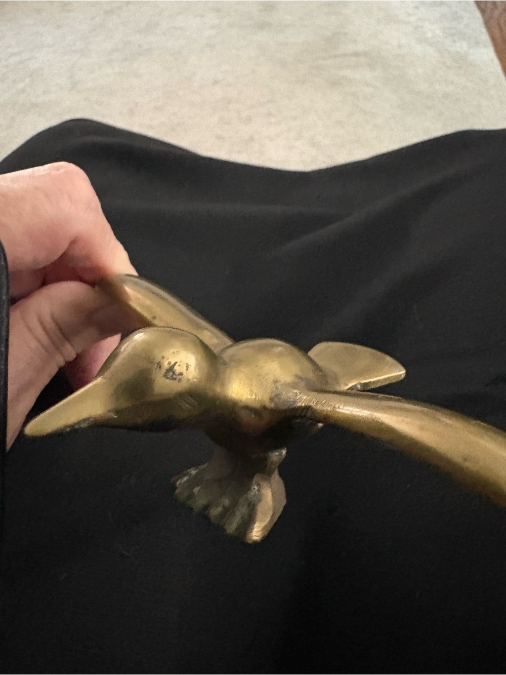 Brass Bird Sculpture - Flying Hummingbird Figurine
Gift from 1960-1970